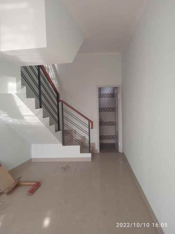 ruko gudang kantor kemang tapos depok