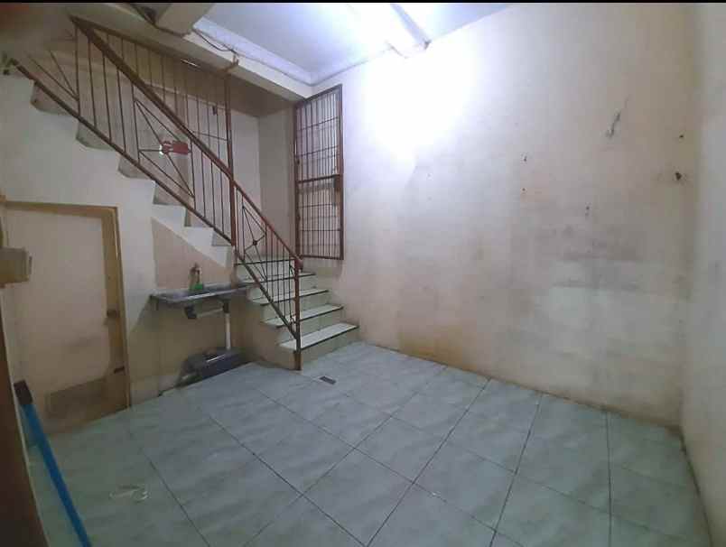 ruko murah sangat strategis di cengkareng jkt barat