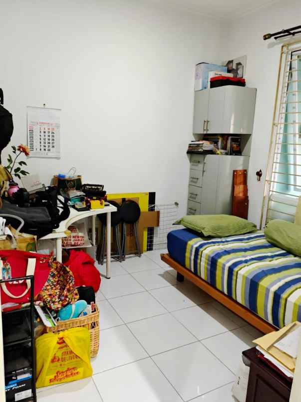 rumah 2 lantai di kencana loka bsd tangsel