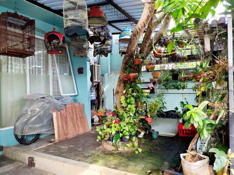 rumah 2 lantai di kencana loka bsd tangsel