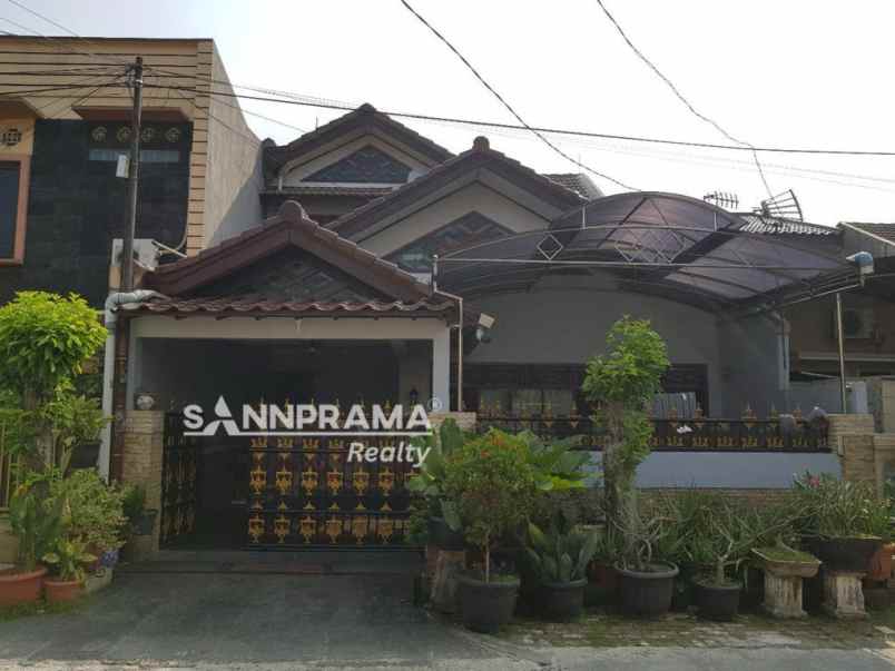 rumah 2nd mekarjaya depok 2 tengah tara