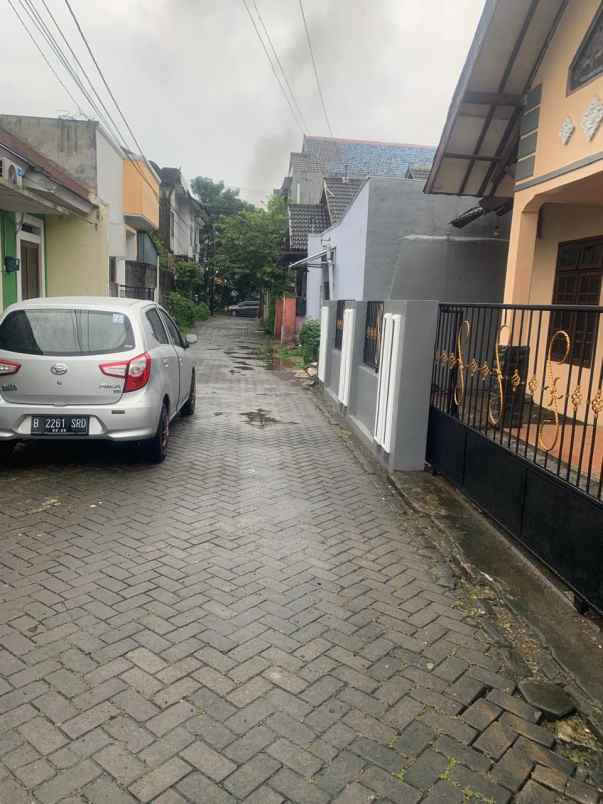 rumah bagus dekat rsa dan exit tol