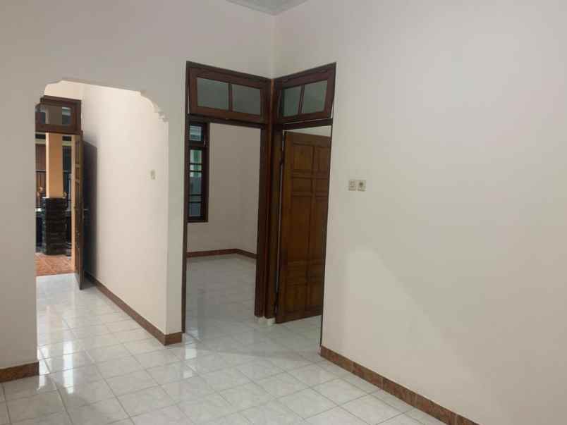 rumah bagus dekat rsa dan exit tol