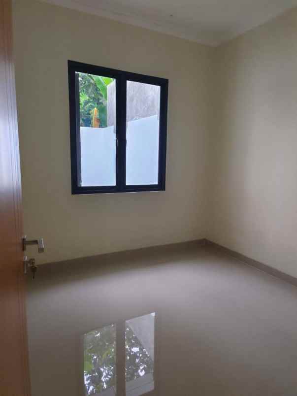 rumah baru design scandinavian di ciputat tangsel