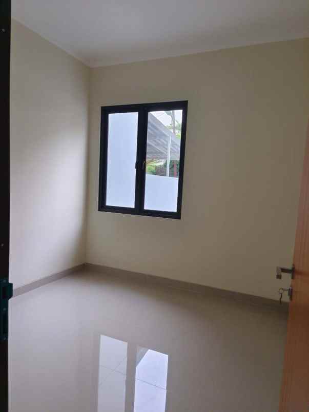 rumah baru design scandinavian di ciputat tangsel