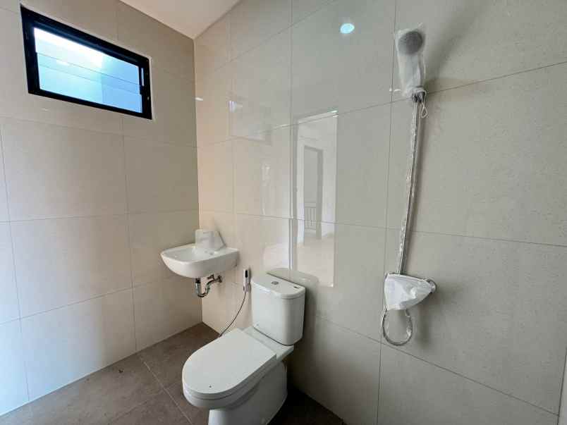 rumah bebas banjir dekat toll pamulang