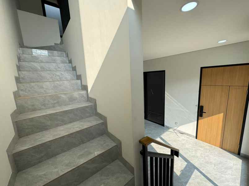 rumah bebas banjir dekat toll pamulang