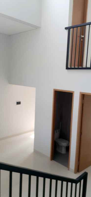 rumah circle residance pondok hijau