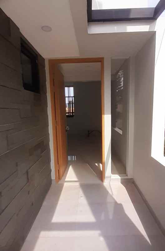 rumah circle residance pondok hijau