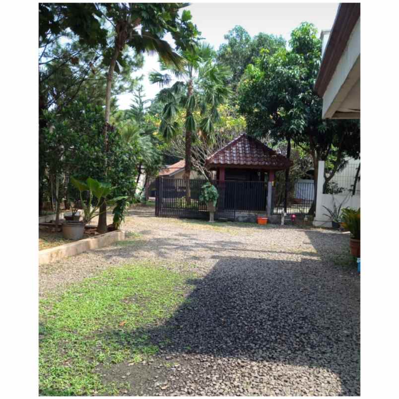 rumah dekat mesjid bani umar