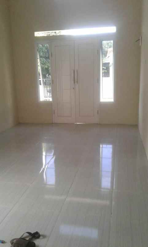 rumah di bumi citra kencana dekat stasiun cilebut