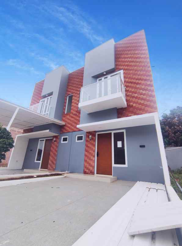 rumah dijual 2 lantai di pamulang tangerang selatan