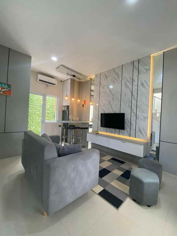 rumah dijual 2 lantai di pamulang tangerang selatan