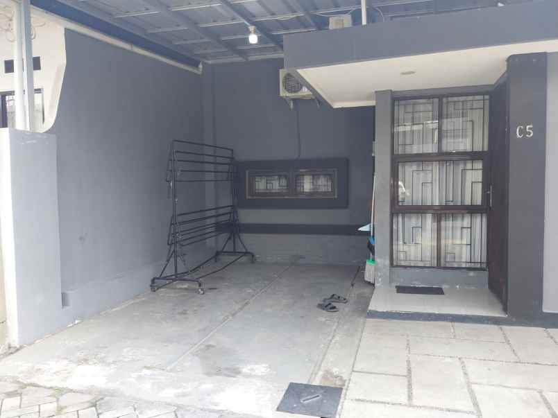 rumah dijual hanya 10 menit ke stasiun lrt jatibening