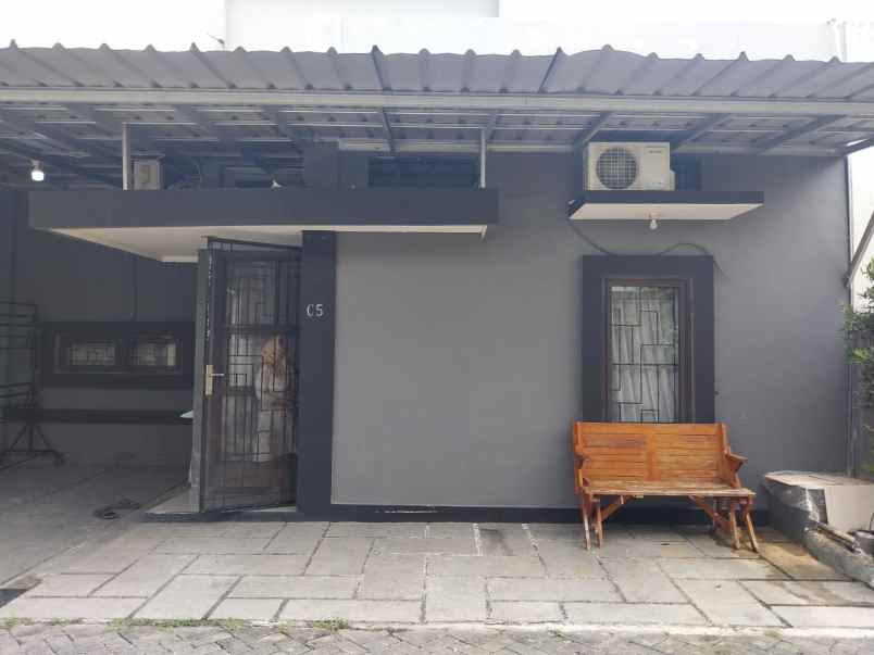 rumah dijual hanya 10 menit ke stasiun lrt jatibening