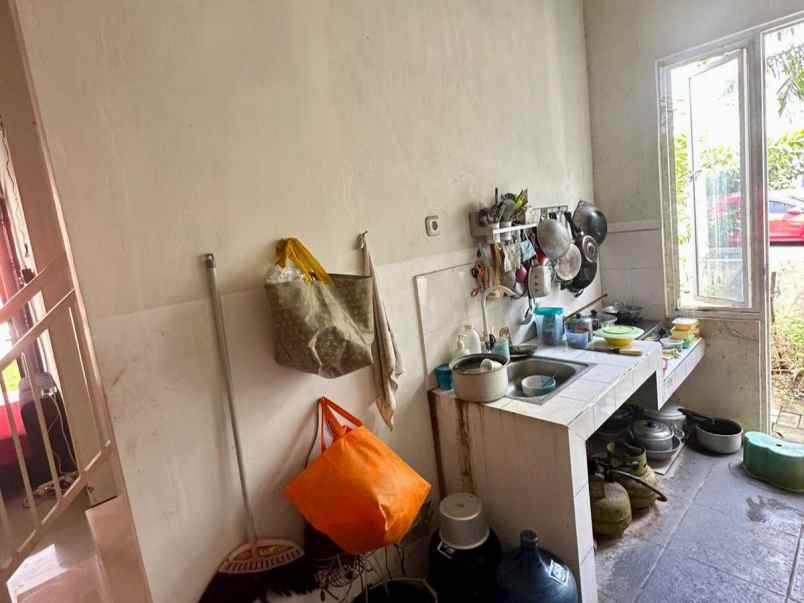 rumah hook de naila residence dekat dengan benowo