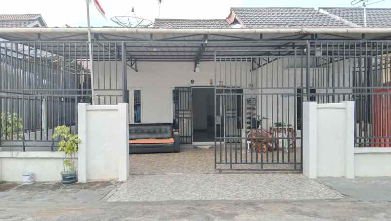 rumah jalan adi sucipto kubu