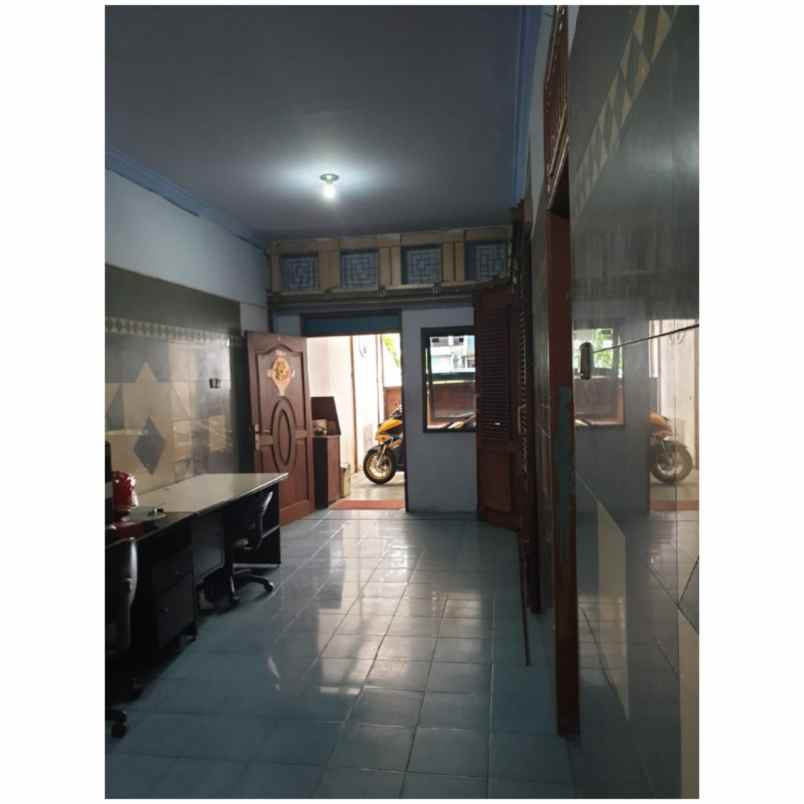 rumah jalan kayu manis viii kayu