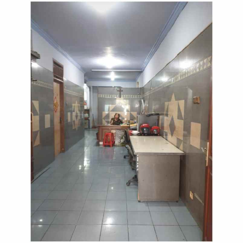 rumah jalan kayu manis viii kayu