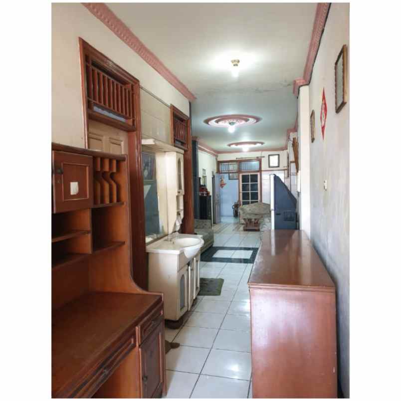 rumah jalan kayu manis viii kayu