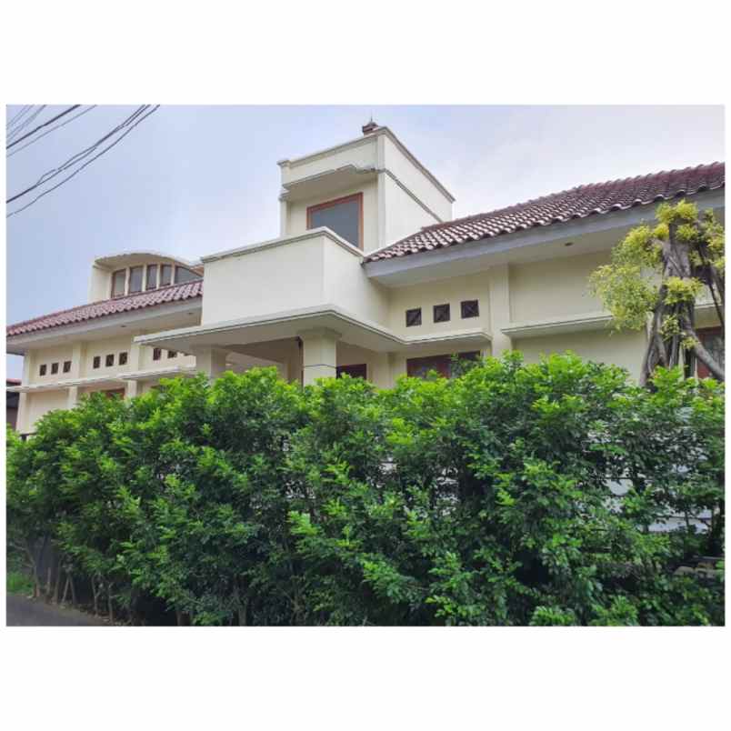 rumah jalan praja dalam