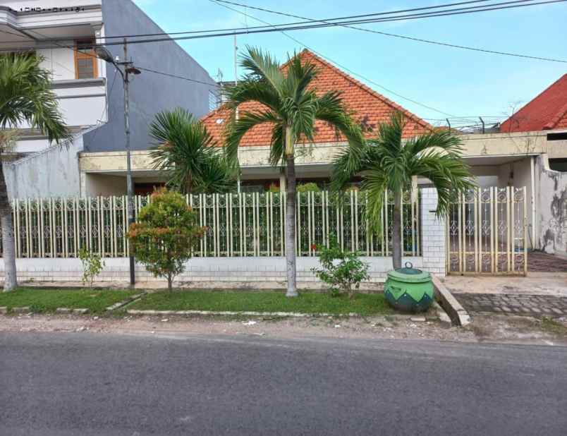 rumah jl blambangan dekat dinoyo raya darmo