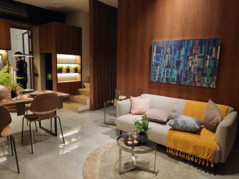 rumah jl boulevard residential