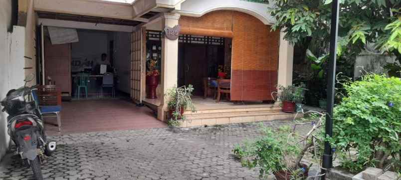 rumah jl kedungsroko strategis 10menit ke tp mall