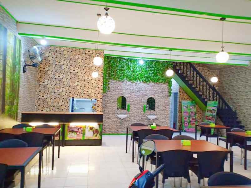 rumah jl khw hasyim pontianak