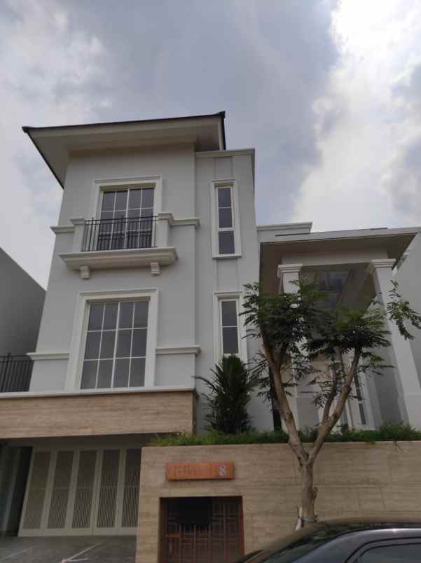 rumah jl lebak bulus 1