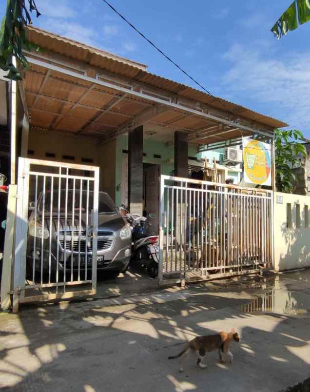 rumah jl pejuang
