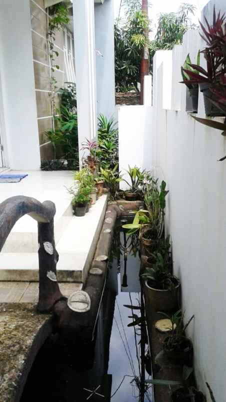 rumah jl sirojul munir jatisari