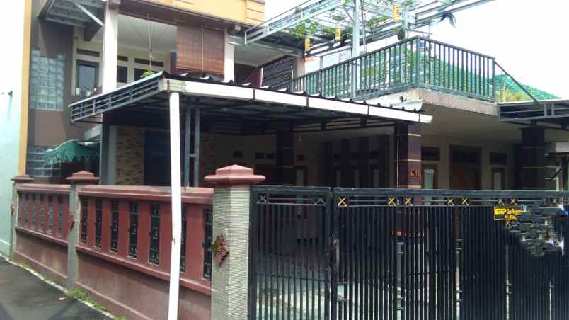 rumah jln kesambi lapangan bola