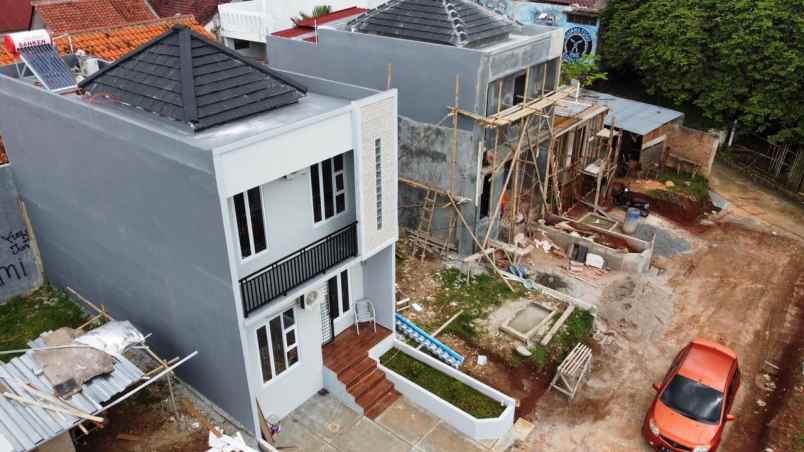 rumah kelapa dua cimanggis depok