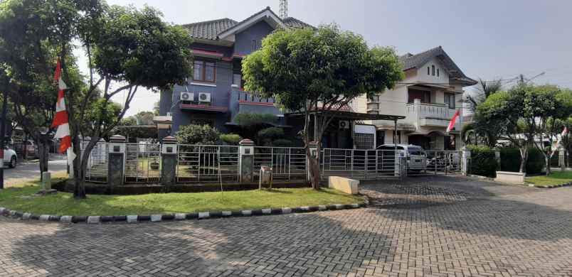 rumah kemang pratama 2 bekasi
