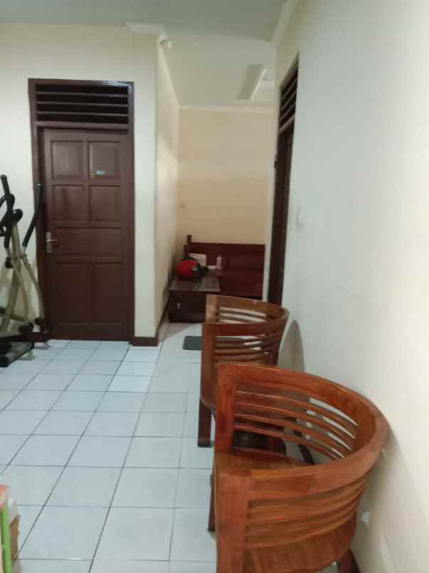 rumah komplek depok murah dekat ke pamulang