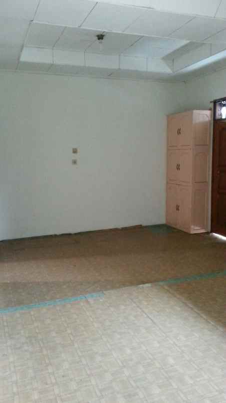 rumah kota bandung riung cipamokolan bandung