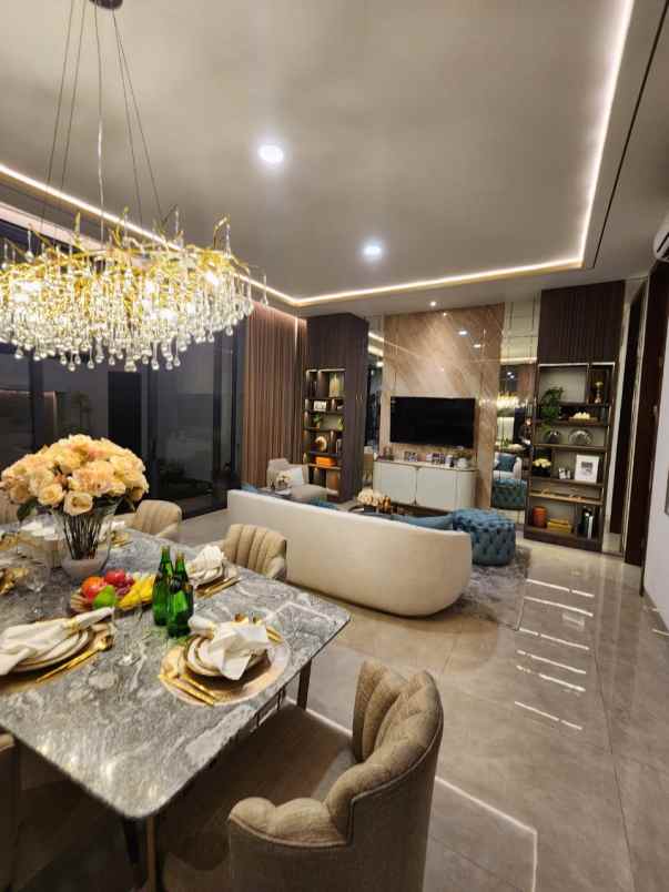 rumah kota wisata cibubur