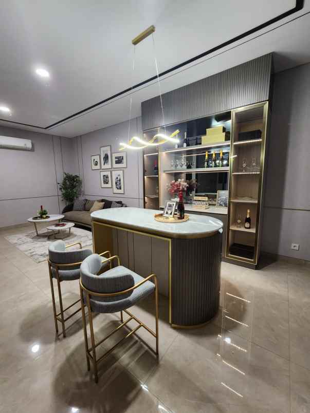 rumah kota wisata cibubur