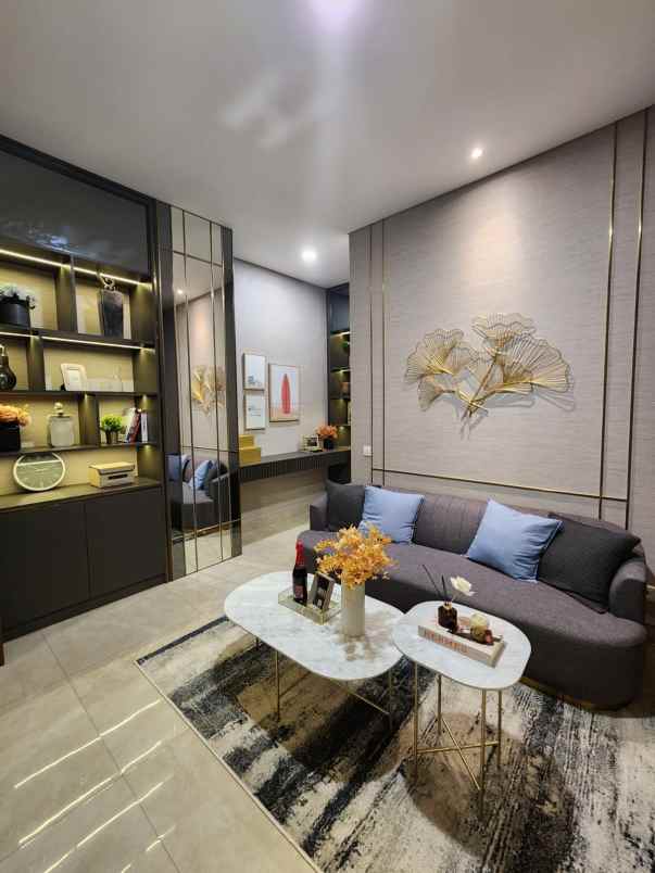 rumah kota wisata cibubur