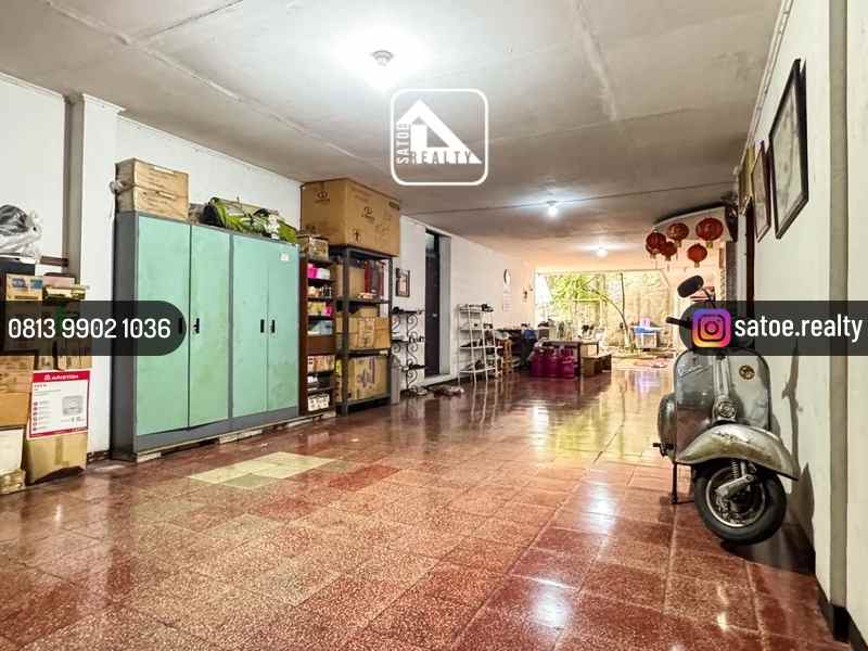 rumah luas di area premium menteng jakarta pusat