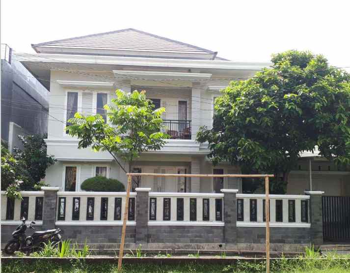 rumah mewah 2 lantai di cipaku kota bogor