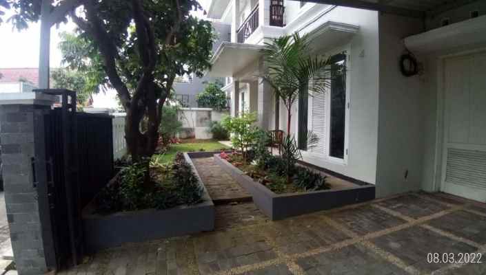 rumah mewah 2 lantai di cipaku kota bogor