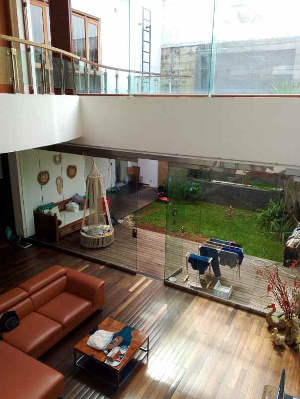 rumah mewah sukahaji dekat gegerkalong sutami bandung