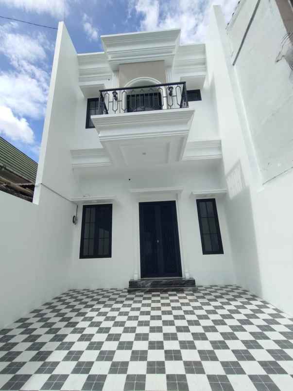 rumah minimalis amreican style di ciledug tangerang