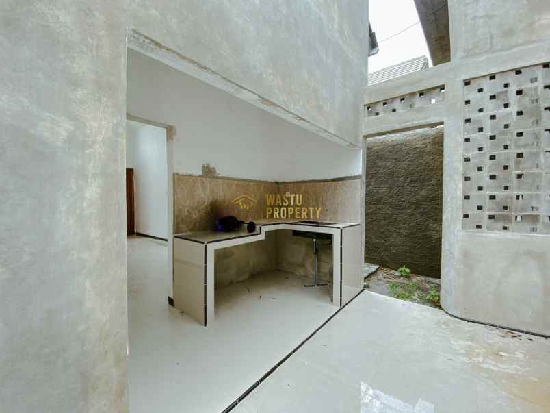 rumah minimalis modern di ngaglik sleman dalam cluster