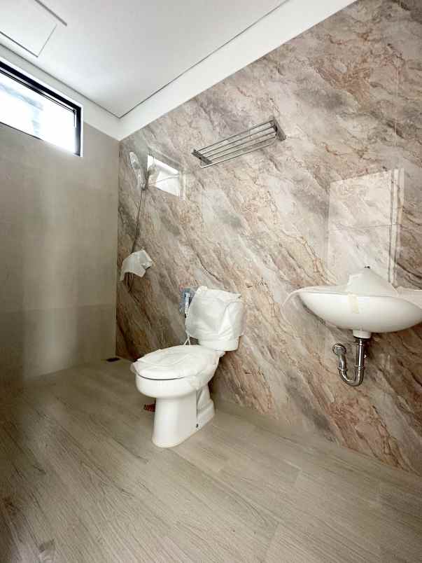 rumah minimalis pondok bambu