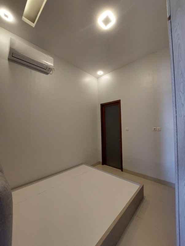 rumah modern cluster asri di jalan duyung pekanbaru