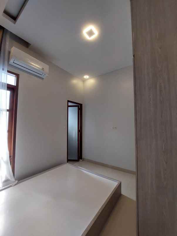 rumah modern cluster asri di jalan duyung pekanbaru