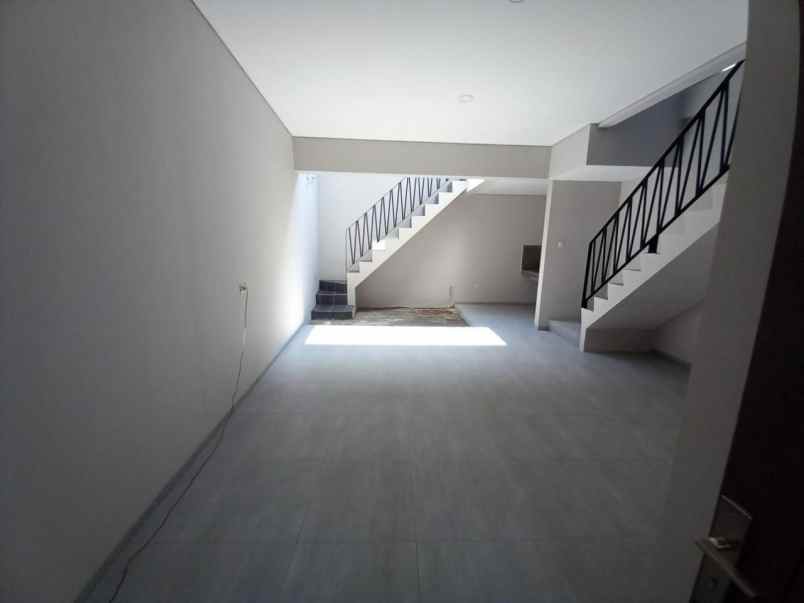 rumah modern di kayu putih pulogadung jakarta timur